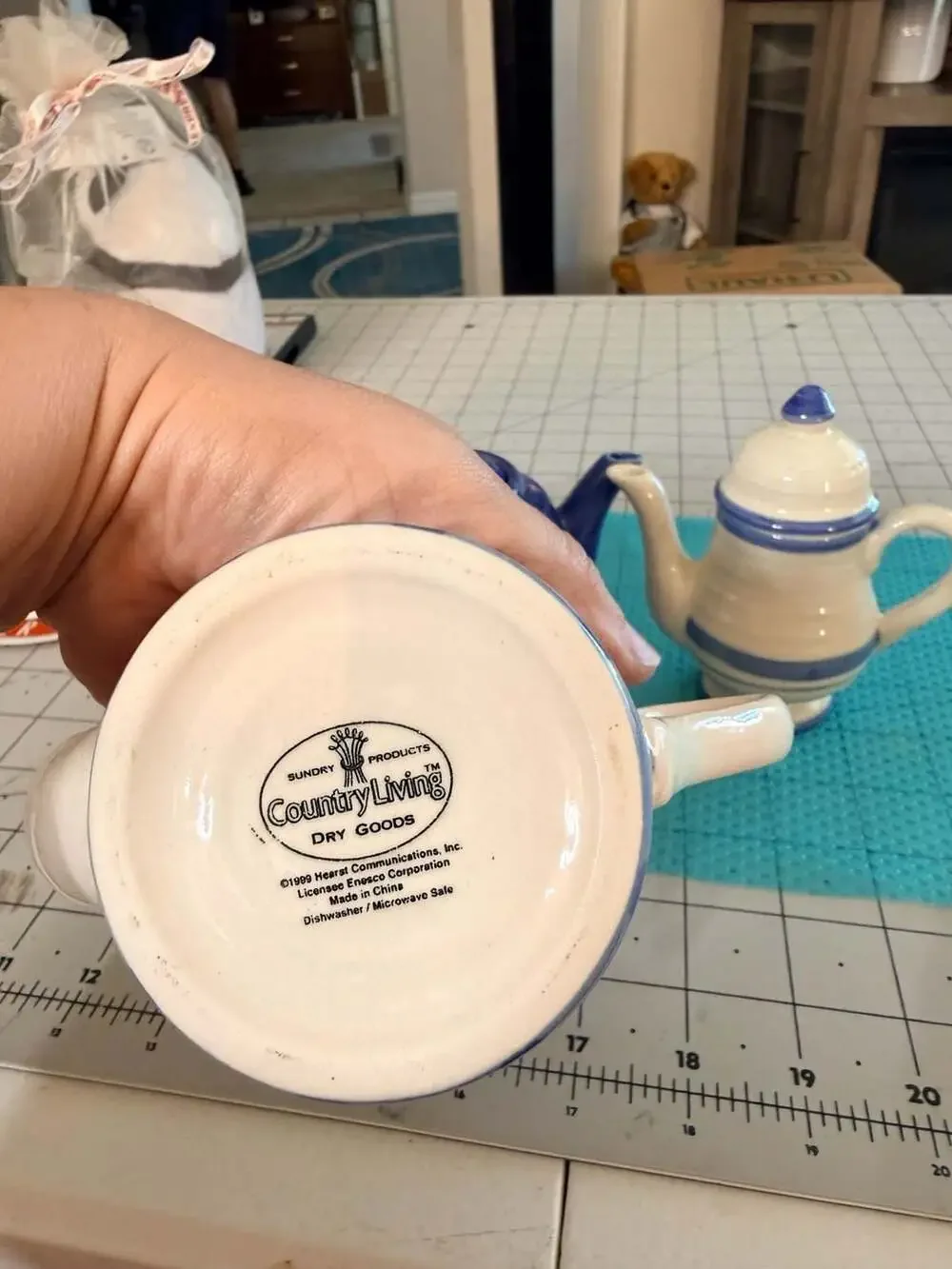 Country Living Dry Goods Enesco 1999 Vintage Ceramic Mini Teapots - Lot of 3